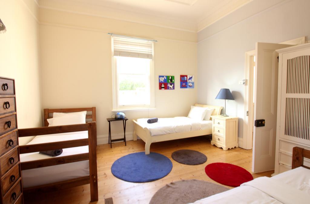 Windermere Fitzroy, 3 Bedroom, Edinburgh Gardens 350M - Rejuvenate Stays Melbourne Exterior photo